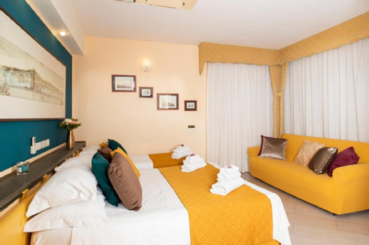 Hotel San Paolo Napoli Esterno foto