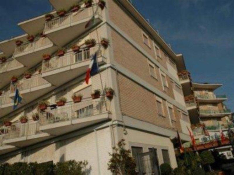 Hotel San Paolo Napoli Esterno foto